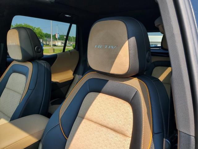 new 2026 Chevrolet Equinox car, priced at $39,185