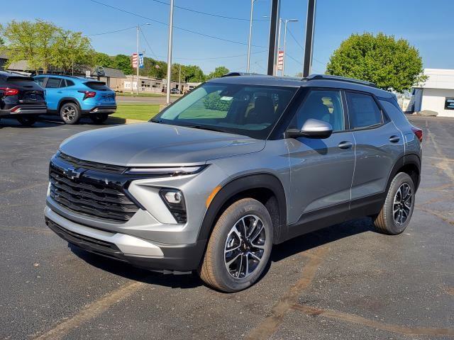 new 2025 Chevrolet TrailBlazer car, priced at $31,720