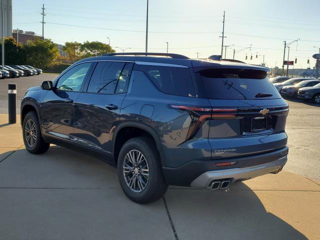 new 2024 Chevrolet Traverse car, priced at $44,315