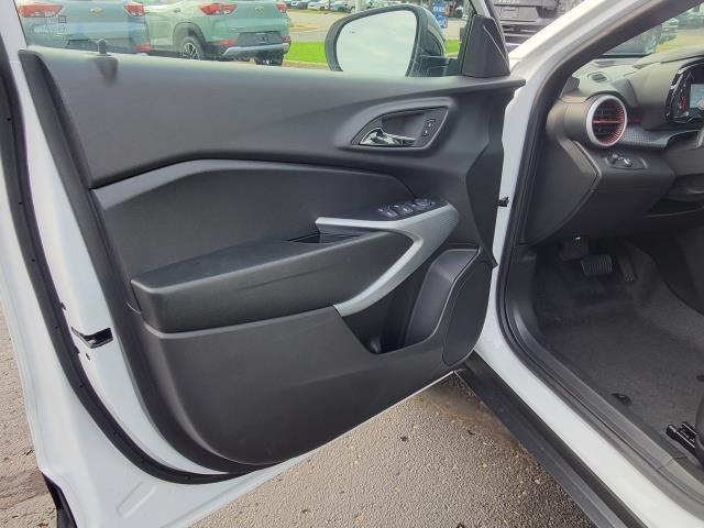 new 2025 Chevrolet Trax car, priced at $24,153