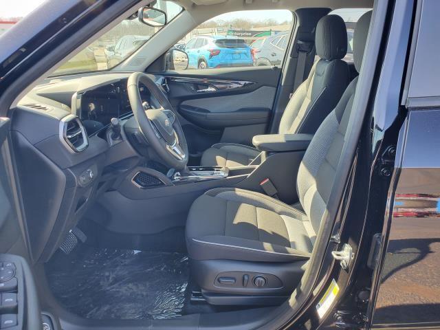 new 2025 Chevrolet TrailBlazer car, priced at $28,900