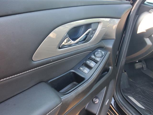 used 2023 Chevrolet Traverse car, priced at $35,900