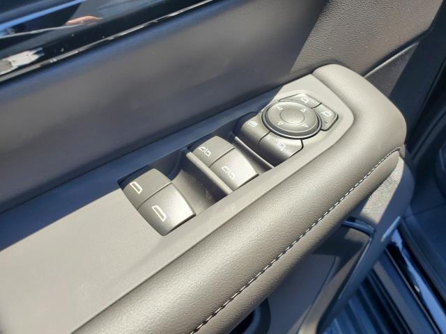 new 2025 Chevrolet Suburban car, priced at $76,465
