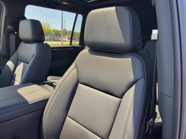 new 2025 Chevrolet Suburban car, priced at $76,465