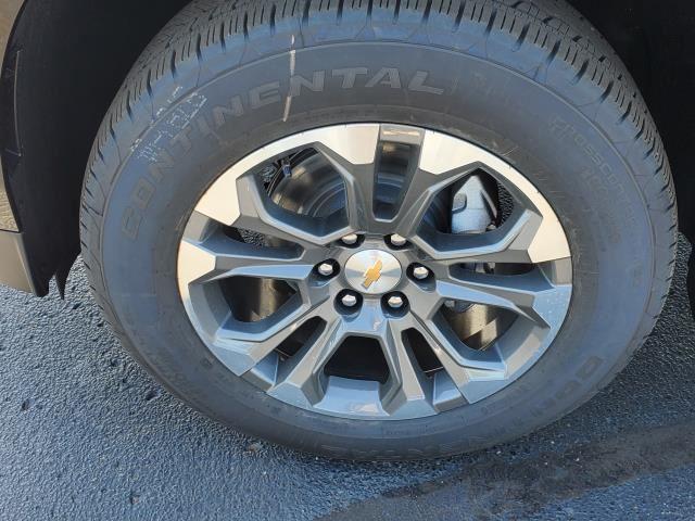 new 2025 Chevrolet Suburban car, priced at $76,465