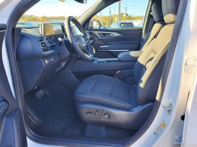 new 2026 Chevrolet Traverse car, priced at $45,874