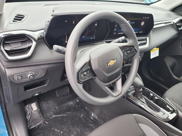 new 2025 Chevrolet TrailBlazer car, priced at $25,930