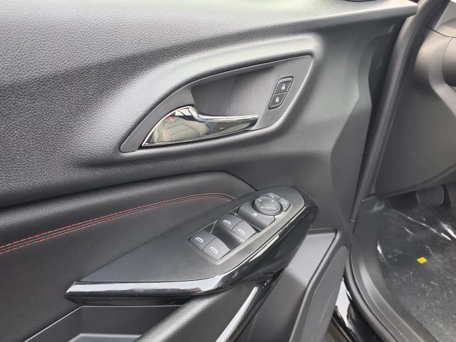 new 2025 Chevrolet Trax car, priced at $26,150