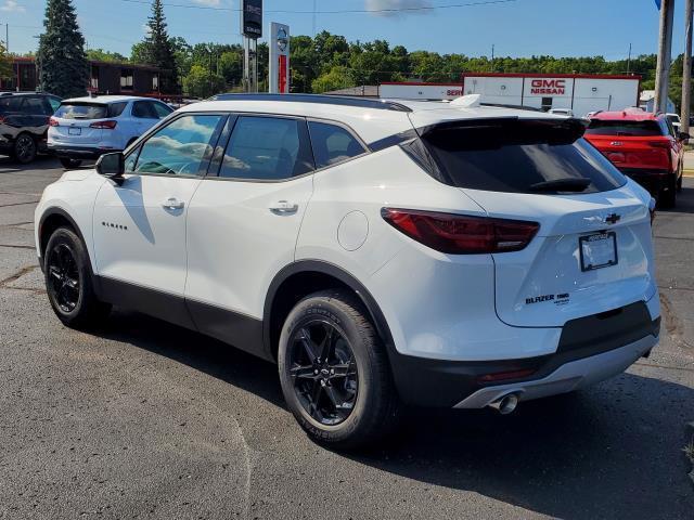 new 2025 Chevrolet Blazer car, priced at $40,665