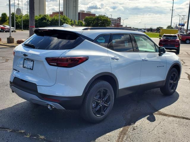 new 2025 Chevrolet Blazer car, priced at $40,665