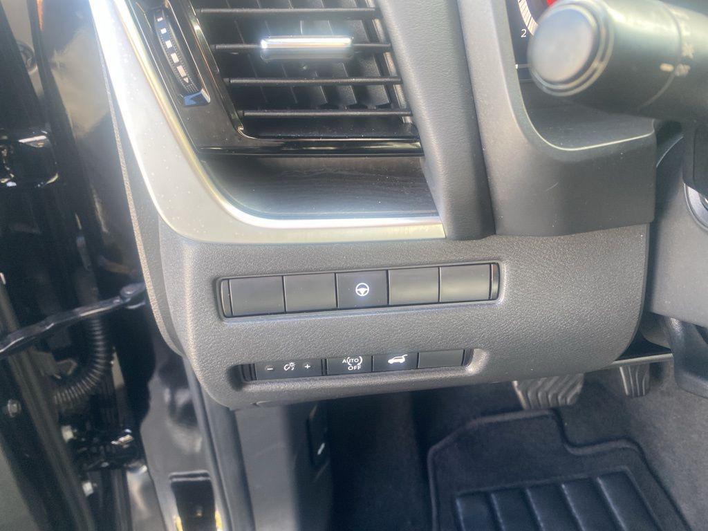 used 2023 Nissan Rogue car, priced at $25,995