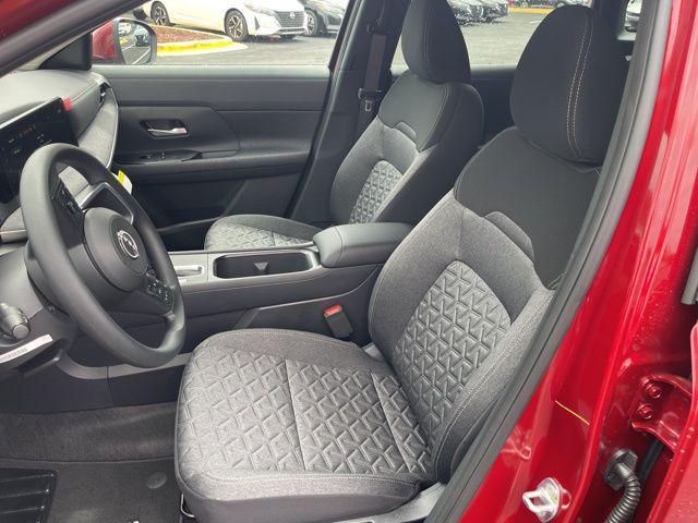new 2025 Nissan Kicks car, priced at $24,418