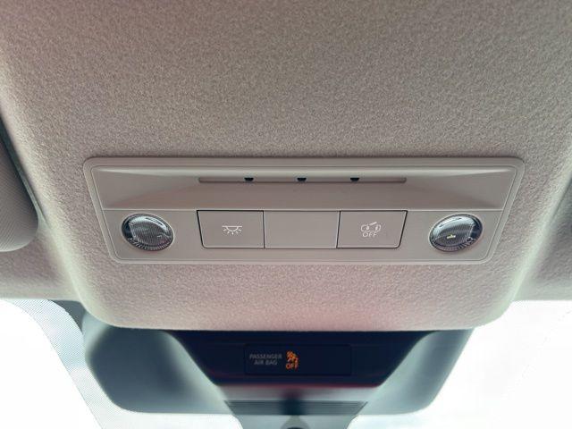new 2025 Nissan Kicks car, priced at $24,418