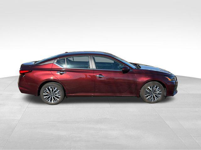 used 2023 Nissan Altima car, priced at $22,389