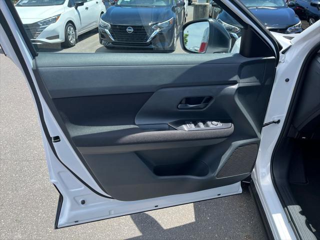 new 2025 Nissan Kicks car, priced at $24,604