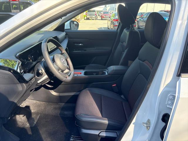 new 2025 Nissan Kicks car, priced at $27,156