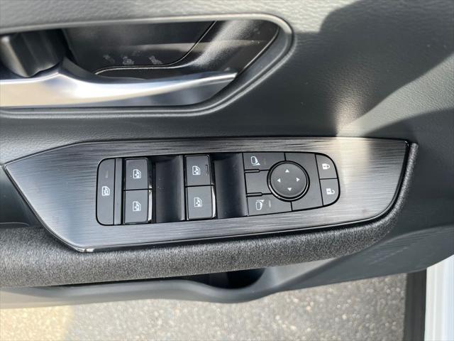 new 2025 Nissan Kicks car, priced at $26,541