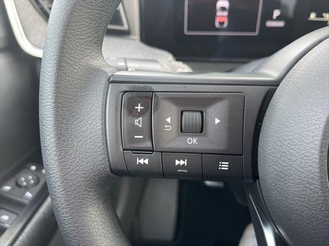 new 2025 Nissan Kicks car, priced at $26,541