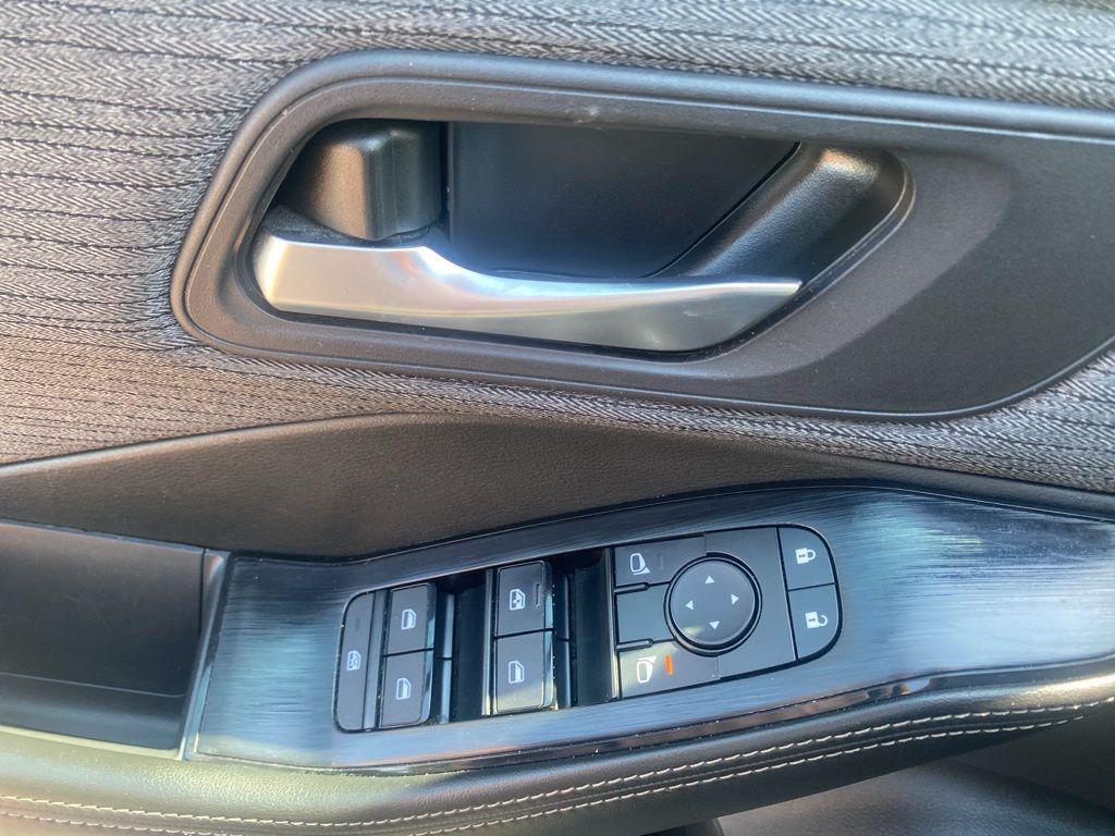 used 2023 Nissan Rogue car, priced at $20,354