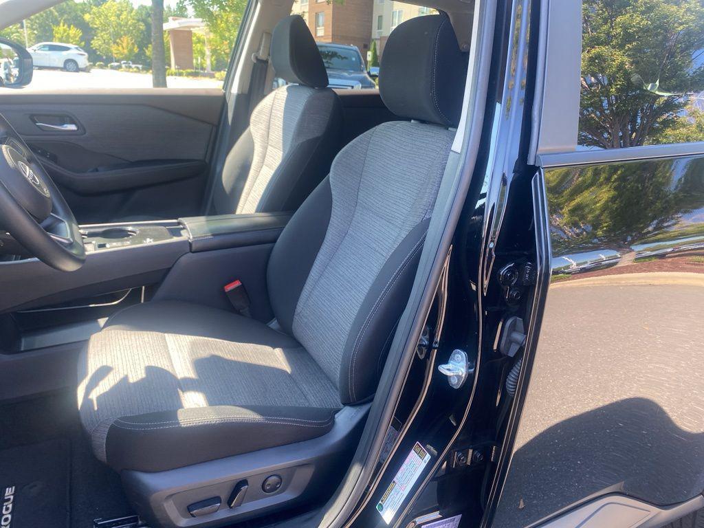 used 2023 Nissan Rogue car, priced at $20,354