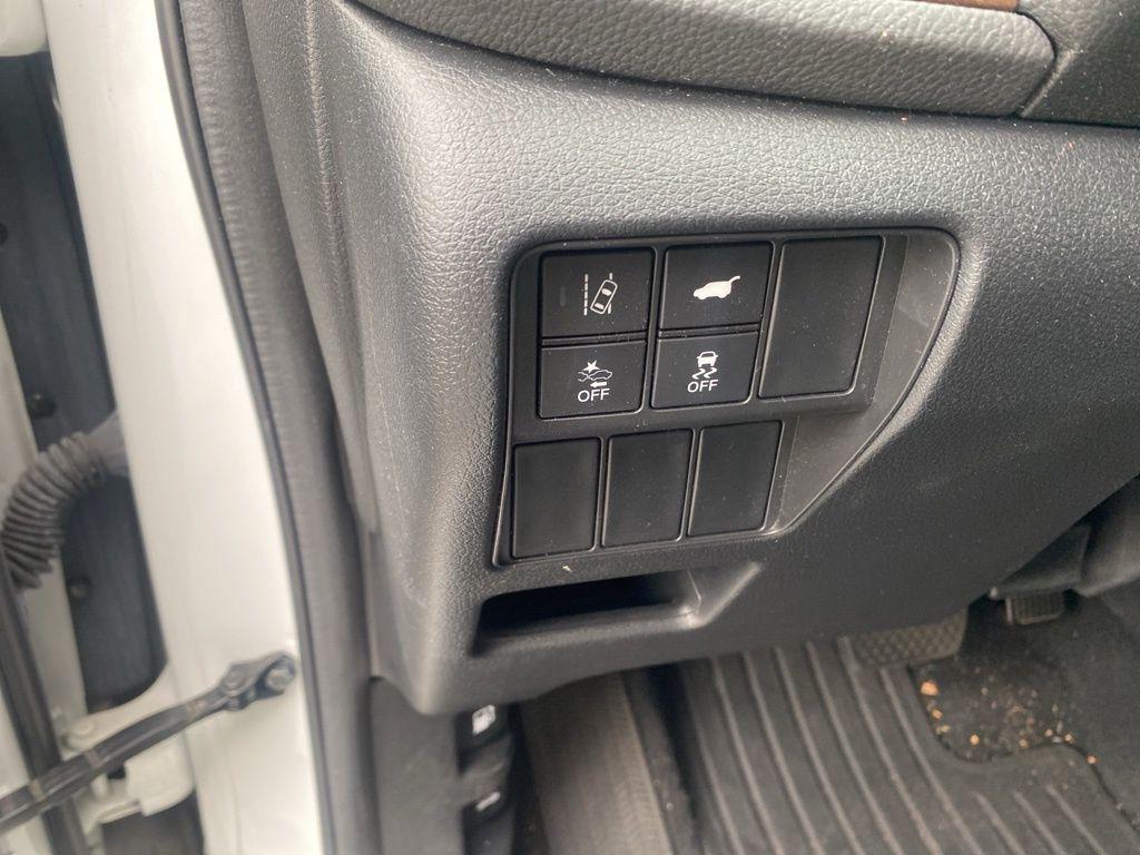 used 2022 Honda CR-V car, priced at $26,952