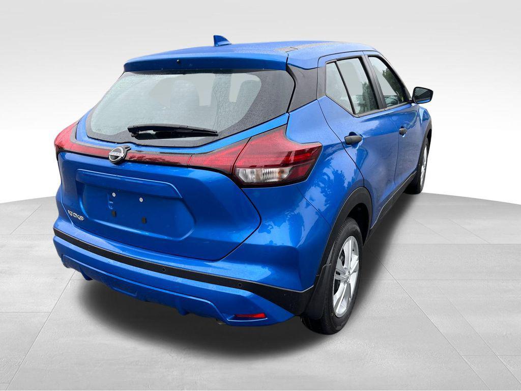 new 2025 Nissan Kicks car, priced at $22,042