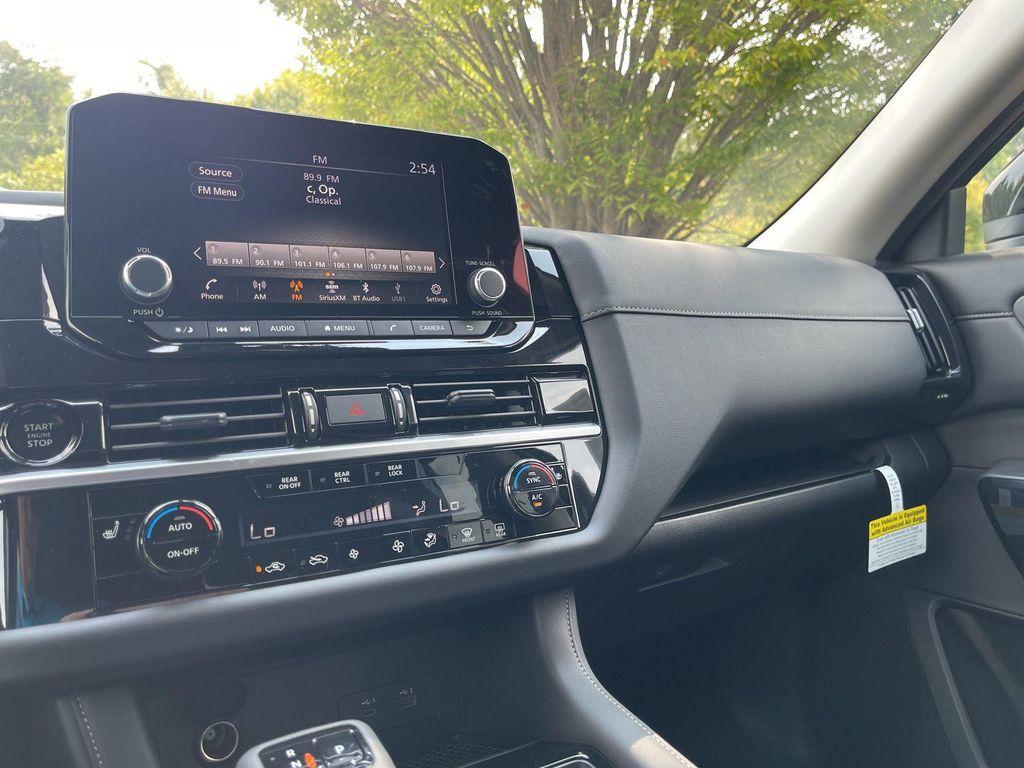 new 2025 Nissan Pathfinder car, priced at $33,469