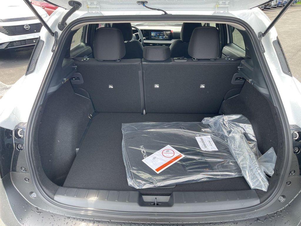 new 2025 Nissan Kicks car, priced at $24,079