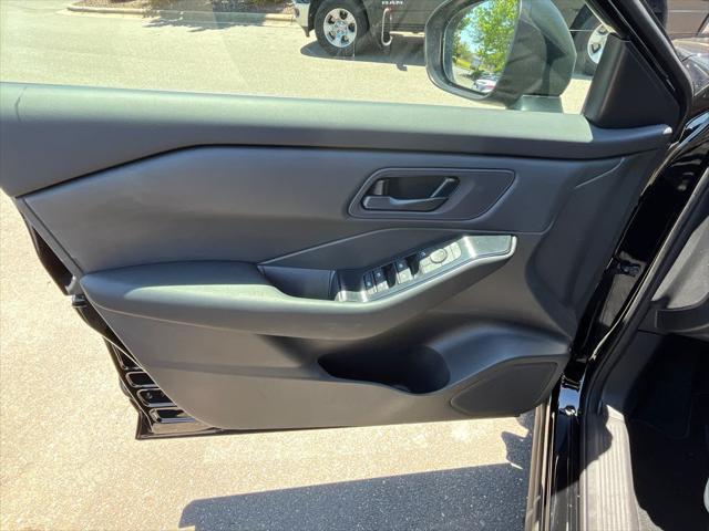 new 2025 Nissan Rogue car, priced at $29,601