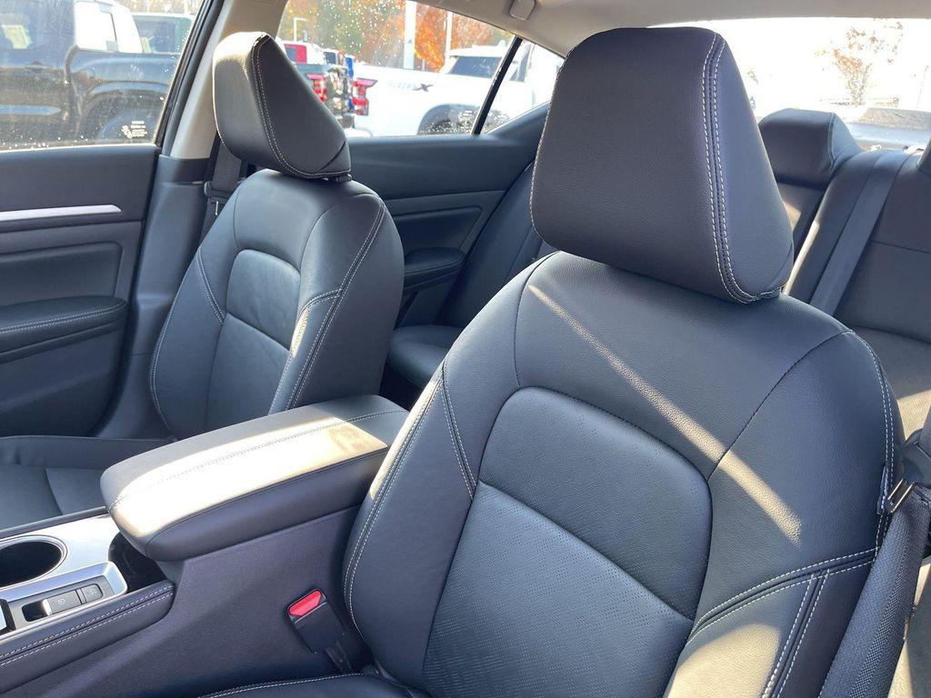 new 2025 Nissan Altima car, priced at $32,778