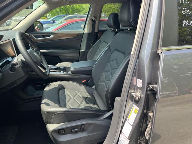 used 2024 Volkswagen Atlas car, priced at $32,282
