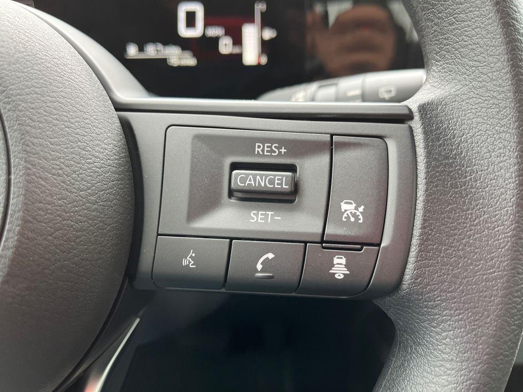 new 2025 Nissan Kicks car, priced at $22,982