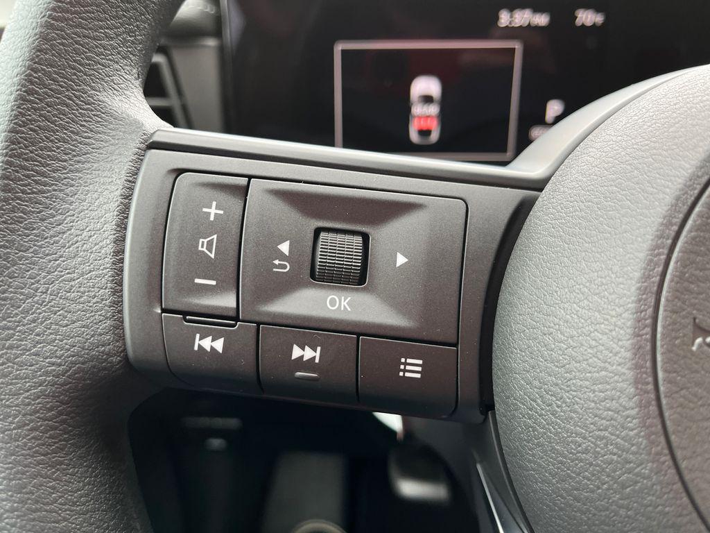 new 2025 Nissan Kicks car, priced at $22,982