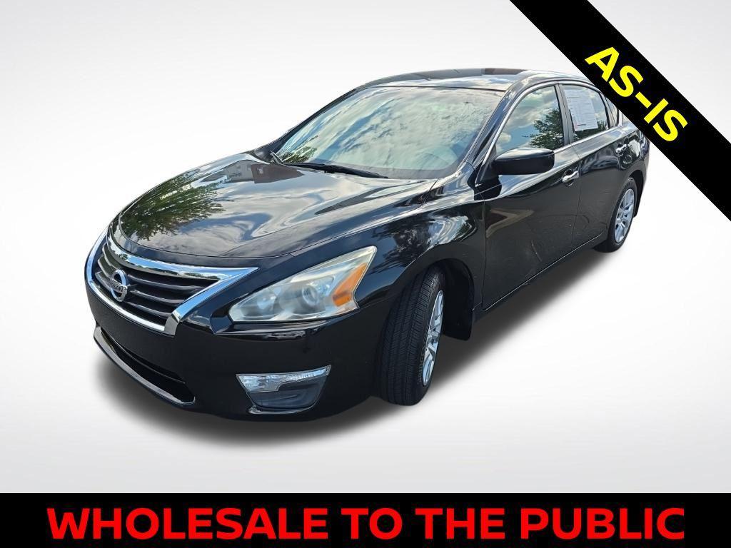 used 2015 Nissan Altima car, priced at $9,995