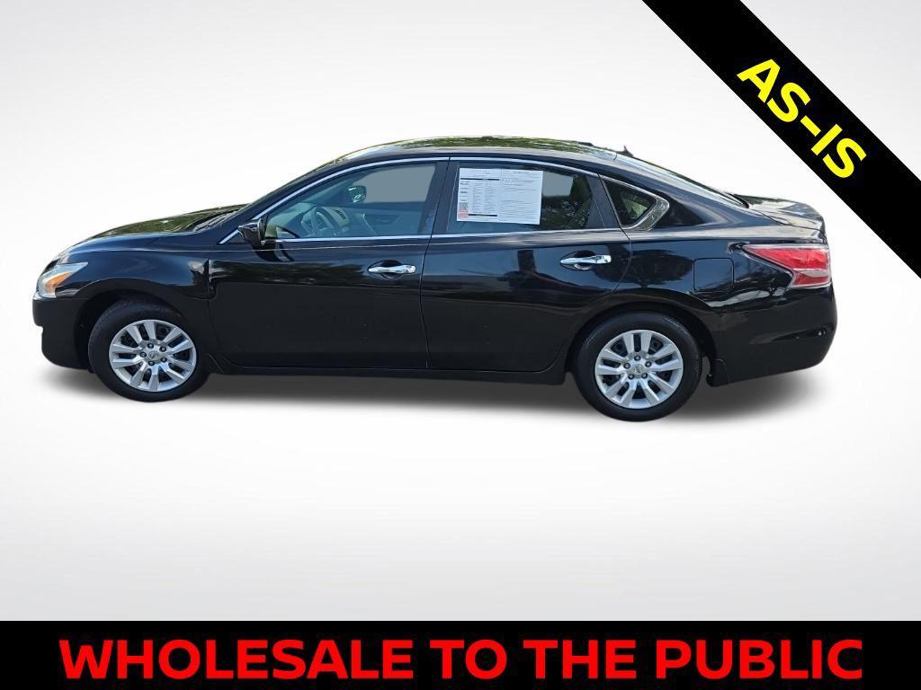 used 2015 Nissan Altima car, priced at $9,995