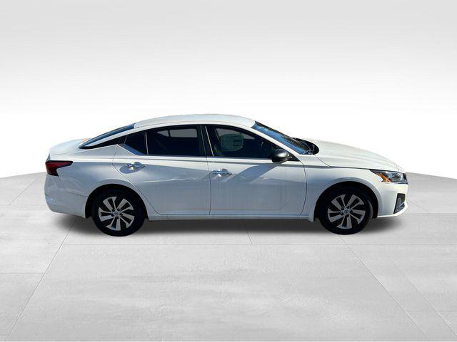 new 2024 Nissan Altima car, priced at $25,865