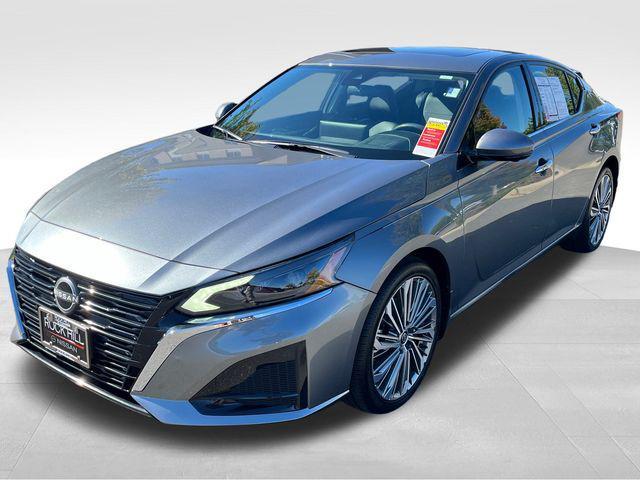 used 2023 Nissan Altima car, priced at $22,700