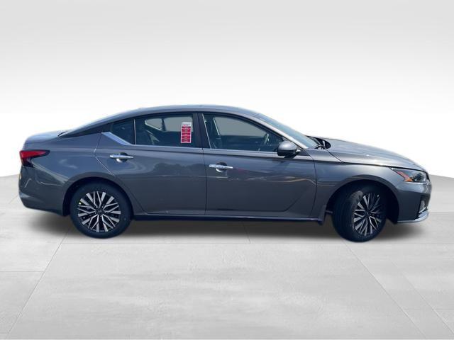 new 2025 Nissan Altima car, priced at $28,856