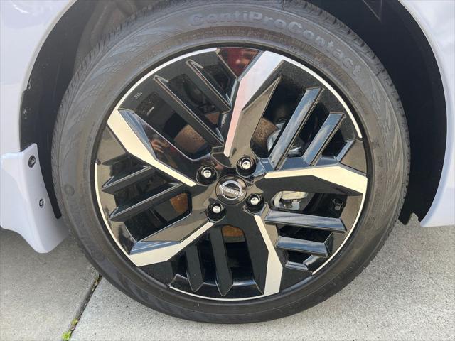 new 2025 Nissan Versa car, priced at $22,952
