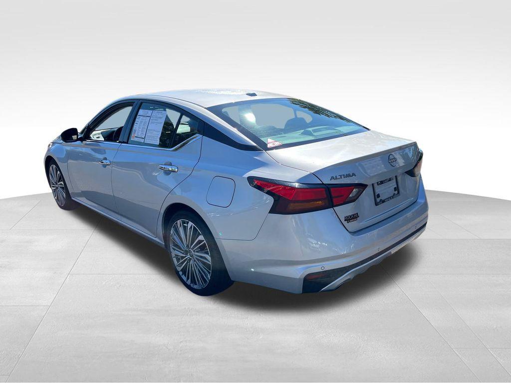 used 2023 Nissan Altima car, priced at $21,597