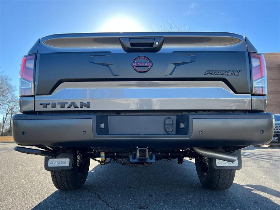 new 2024 Nissan Titan car, priced at $58,274