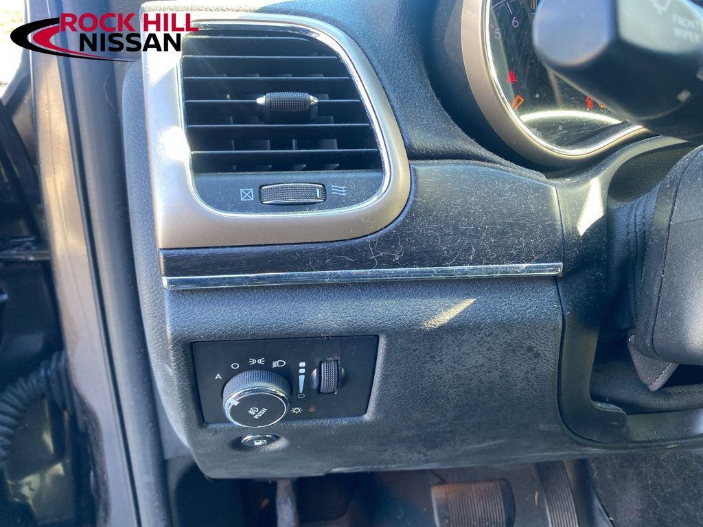 used 2015 Jeep Grand Cherokee car, priced at $12,770