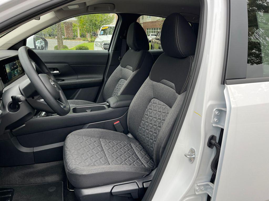 new 2025 Nissan Kicks car, priced at $22,907