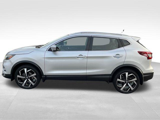 used 2021 Nissan Rogue Sport car, priced at $20,944