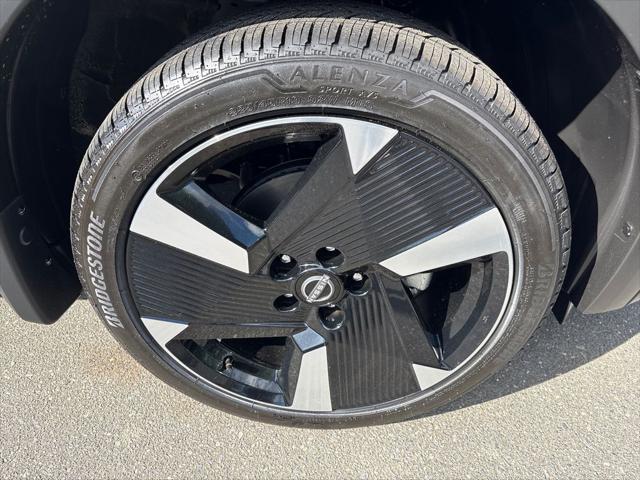 new 2025 Nissan Kicks car, priced at $27,855