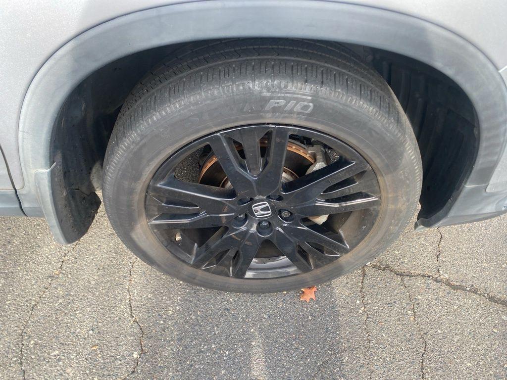 used 2021 Honda Pilot car, priced at $27,499