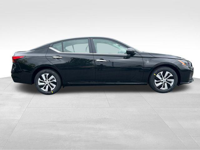 new 2025 Nissan Altima car, priced at $27,140