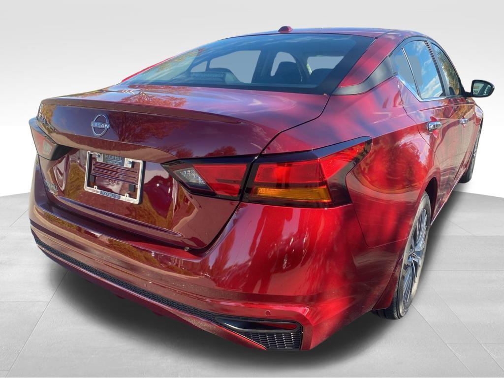 new 2025 Nissan Altima car, priced at $30,530