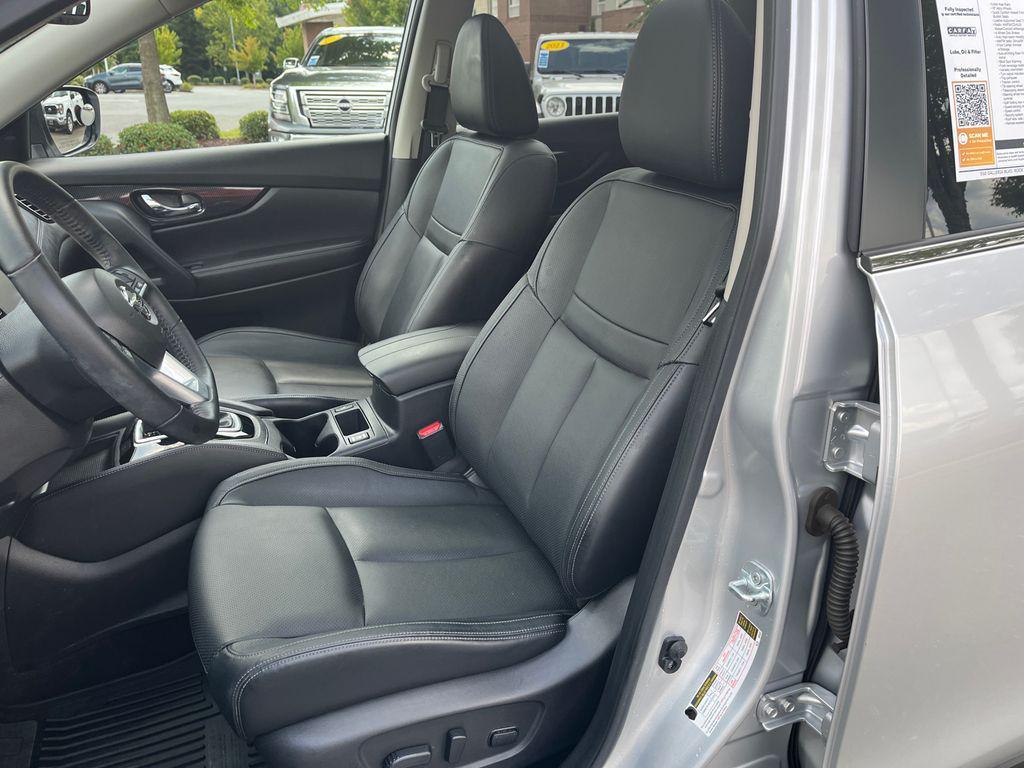 used 2017 Nissan Rogue car, priced at $19,751