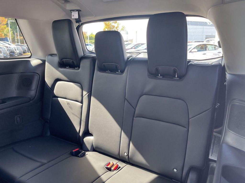 new 2025 Nissan Pathfinder car, priced at $44,829